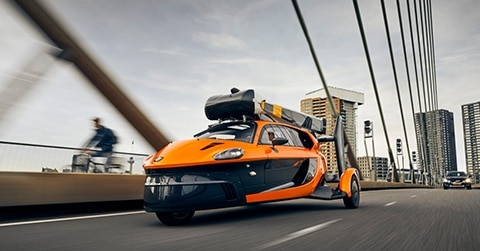 Nieuwsbericht: Uh, is dat een vliegende auto?