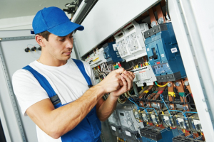 Hoe scoort elektromonteur?