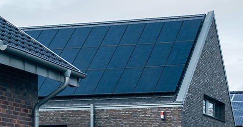 Nieuwsbericht: Zonnepanelen hinderen bluswerk
